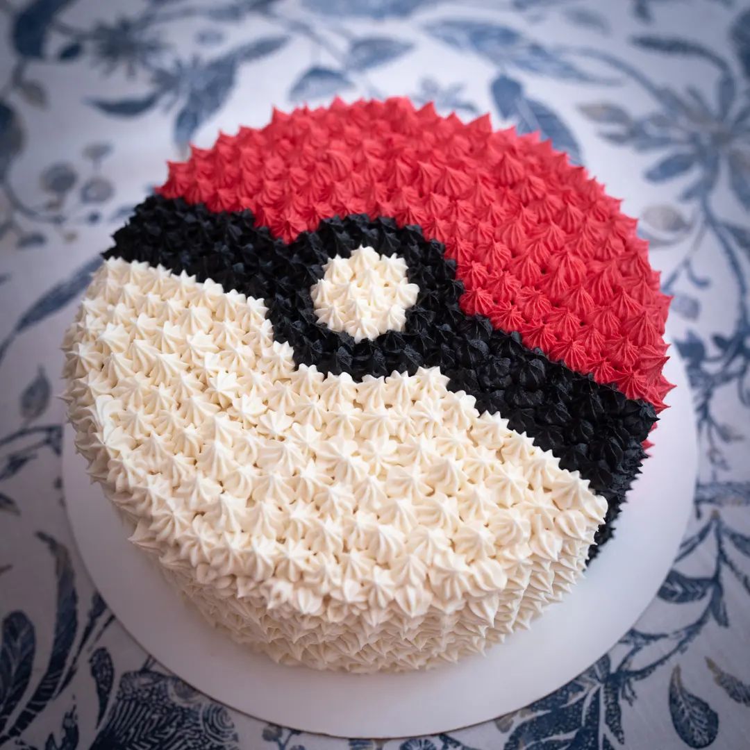 My son just celebrated his 7th birthday and had his first birthday party with friends! He is totally obsessed with Pokemon right now so that was the theme of his party. I made him from scratch a two layer chocolate cake with American buttercream that looked like a PokeBall. Let me tell you, I was so nervous the red wasn't going to come out the right color. You can imagine my relief when it was finally right!
📸: @rosshwphoto
#pokeballcake #pokeball #pokemon #chocolatecake #americanbuttercream #birthdaycake #scratchbaking